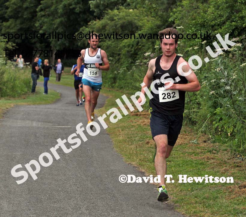 Alistair Maxwell-Grey first Tynedale athlete home in the Tynedale 10k Road Race. Photo: David T. Hewitson/Sports for All Pics